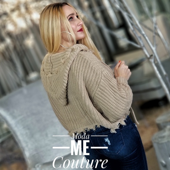 Sweater Top Frayed Chunky Knit Hoodie Sweater - Picture 3 of 4